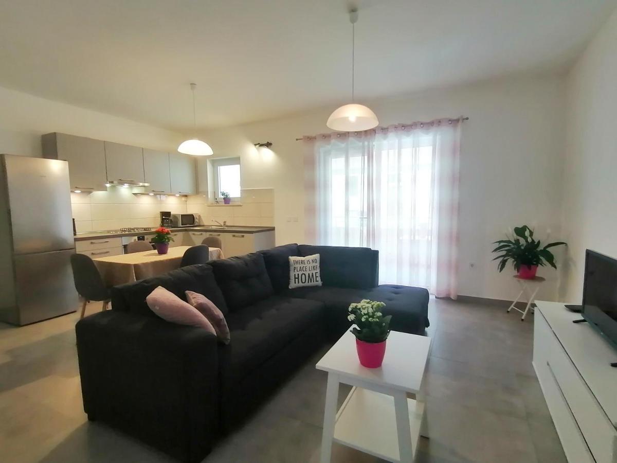 Holiday apartment Dunja Pula Buitenkant foto