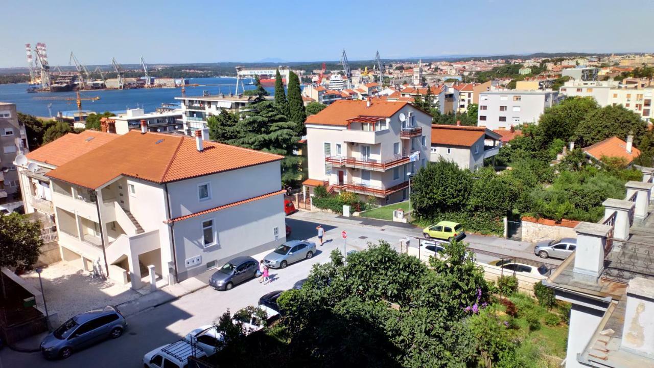 Holiday apartment Dunja Pula Buitenkant foto